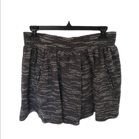 FREE PEOPLE Mini Skater Knit Pleated Black & White Skirt w/Pockets Women S Small - Picture 2 of 7